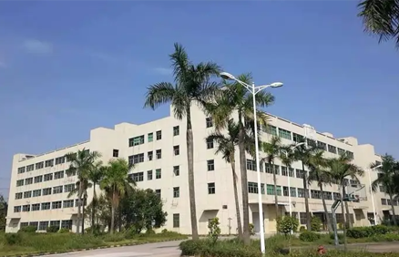 彩色瀝青生產(chǎn)廠(chǎng)家介紹